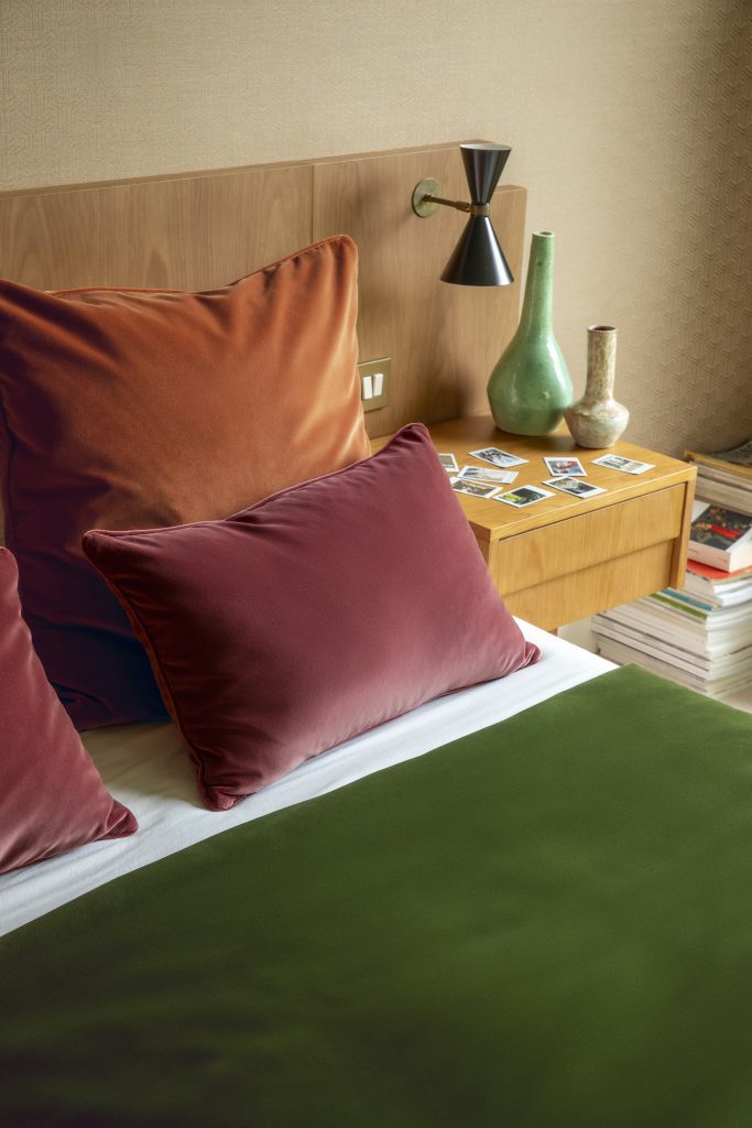 pf 2025 fantasy chroma f4019 v3